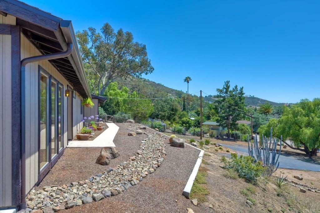 Property Photo: 2342 Edgehill Rd CA 92084