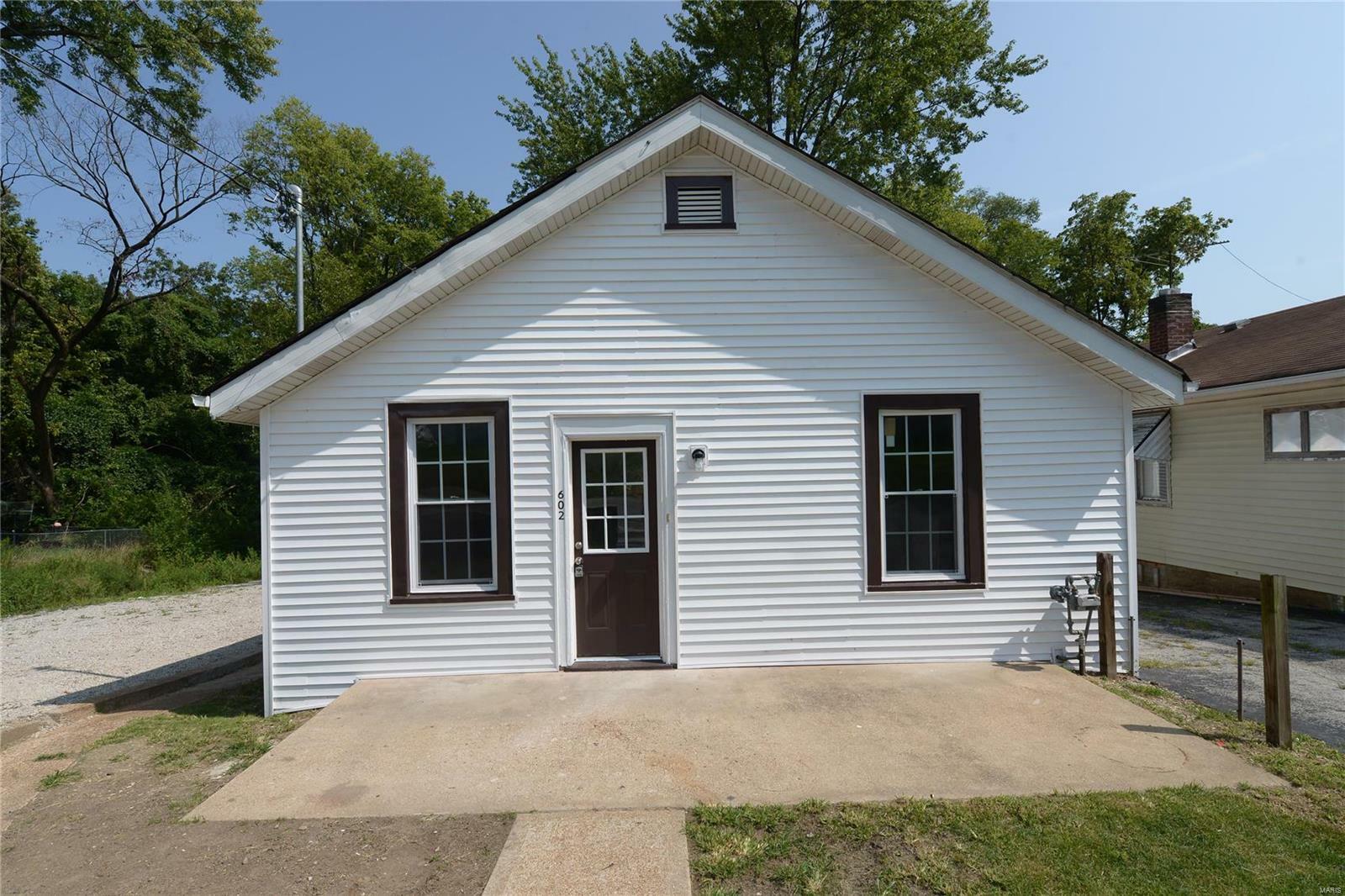 Property Photo:  602 Wachtel Avenue  MO 63125 