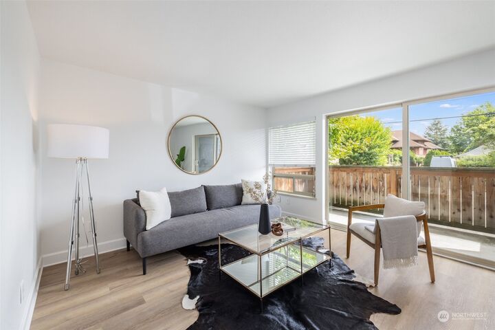 Property Photo:  4219  Whitman Avenue N 2  WA 98103 