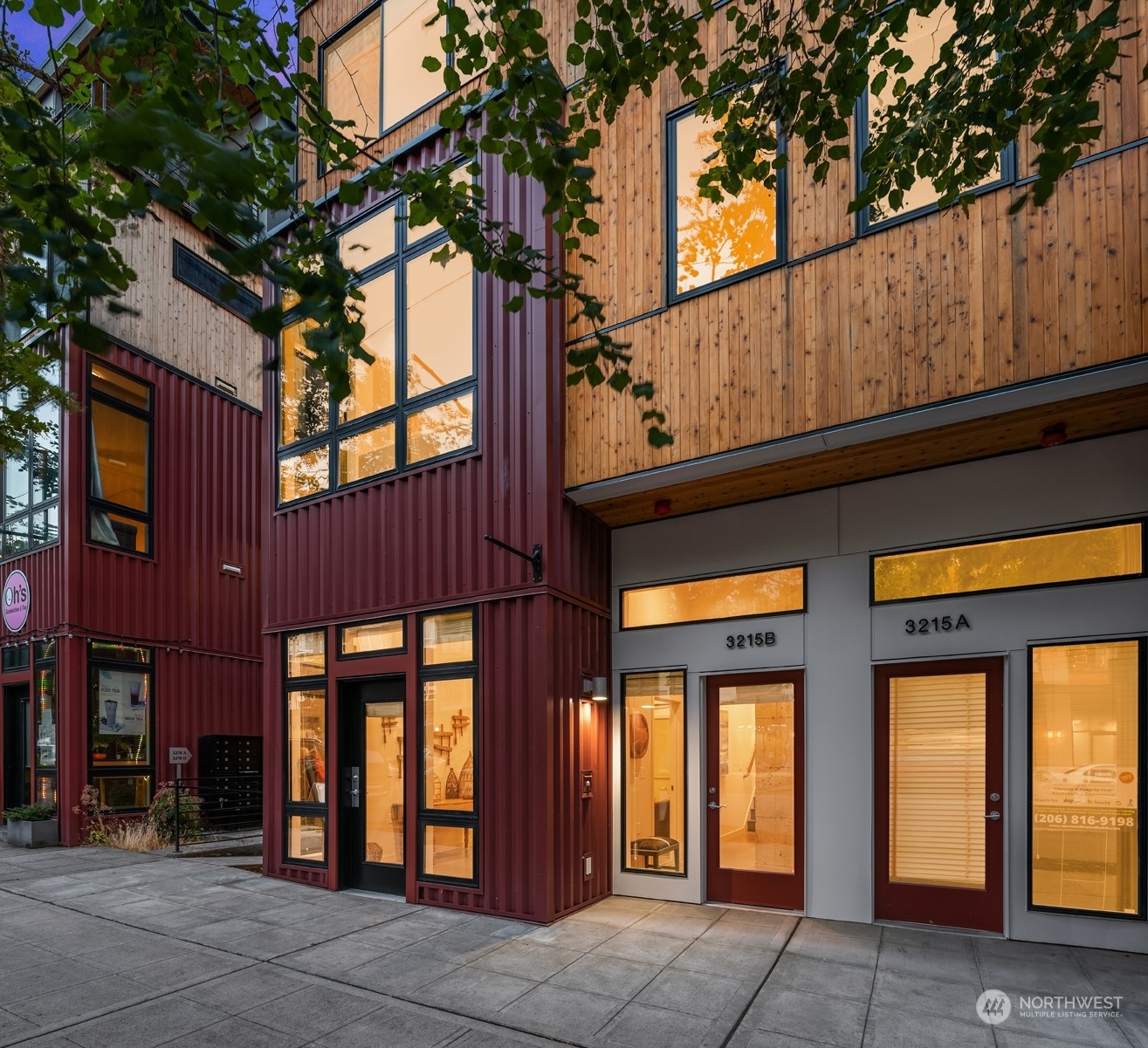 Property Photo:  3215 California Avenue SW B  WA 98116 