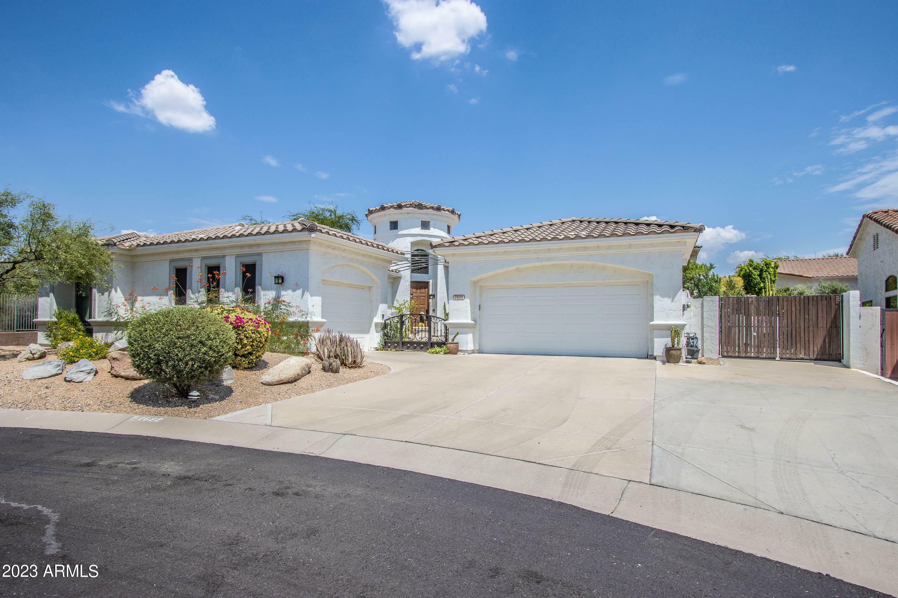 Property Photo:  7622 E Manana Drive  AZ 85255 