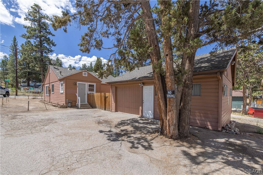 Property Photo:  101 W Mojave Boulevard  CA 92314 