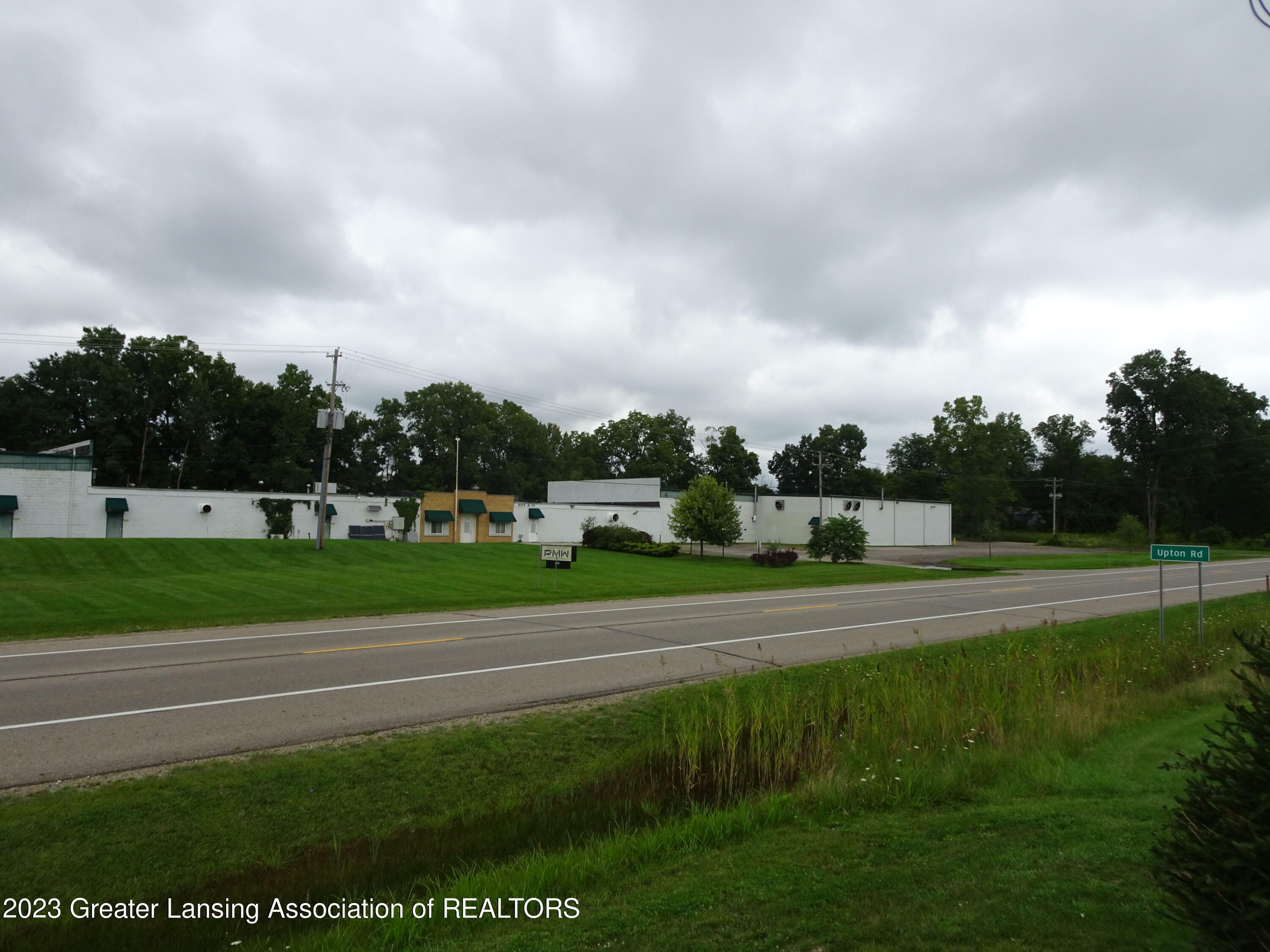 Property Photo: 8109 E Saginaw/Old M-78 MI 48823