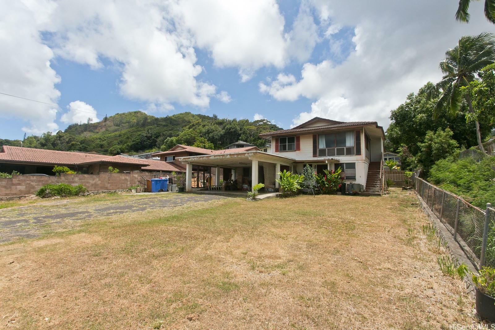 45-180 Kaneohe Bay Drive  Kaneohe HI 96744 photo