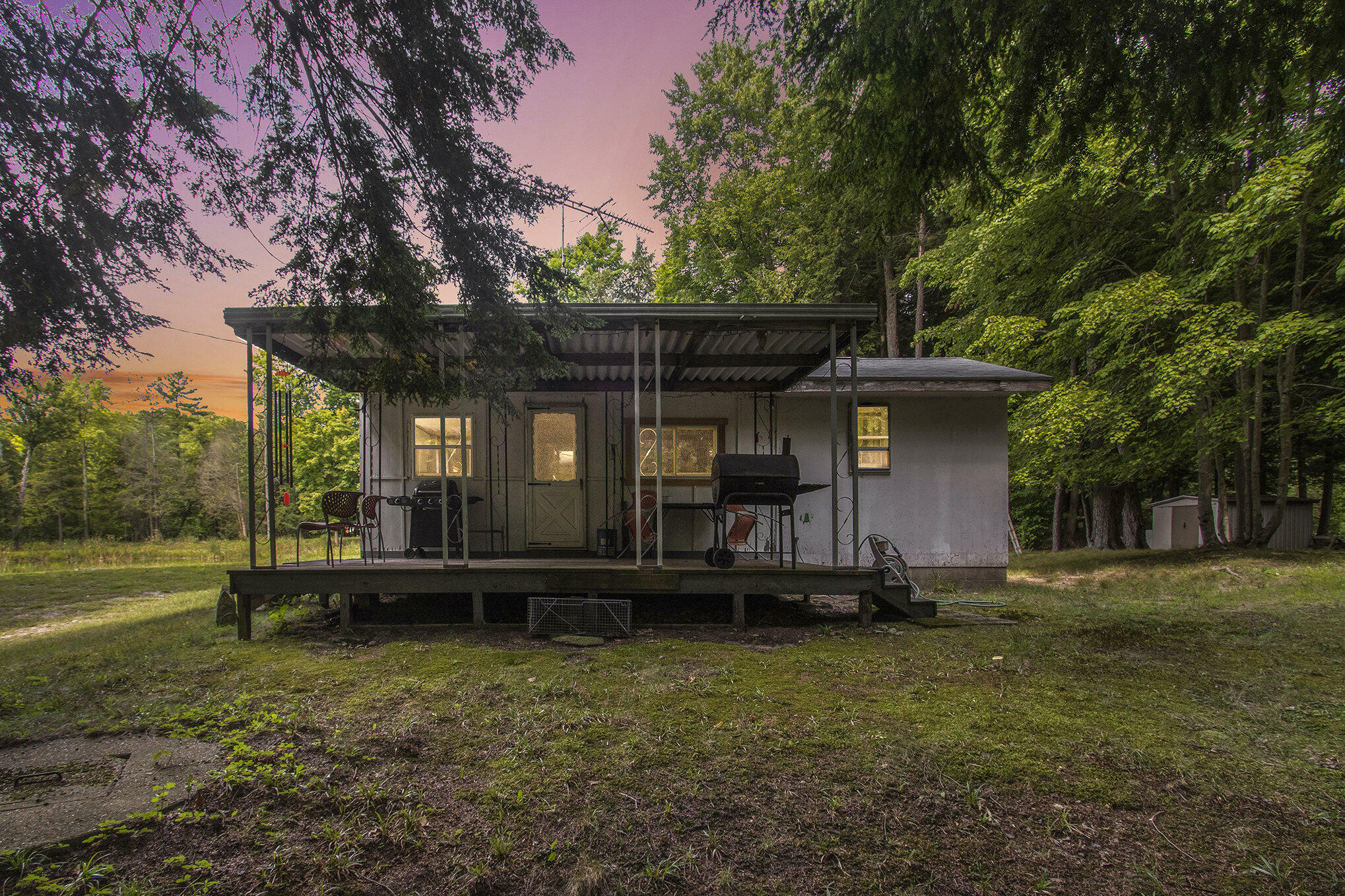 9095 5 Mile Road  Hesperia MI 49421 photo