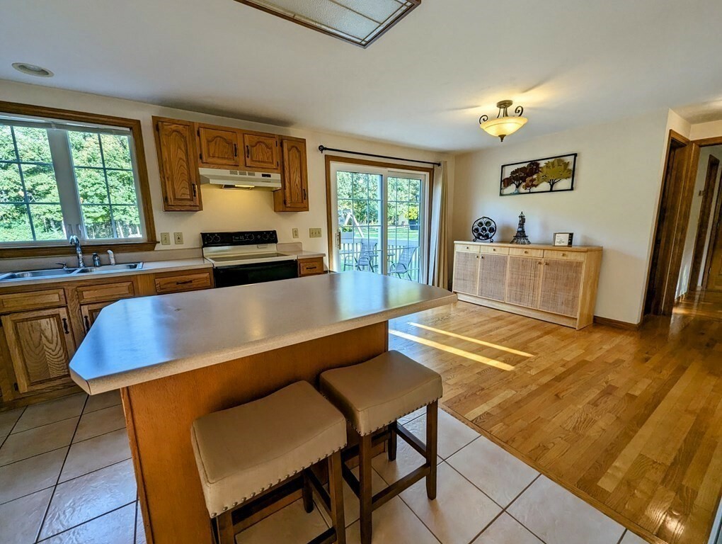 Property Photo:  24 Larnerd Hill Rd  MA 01507 