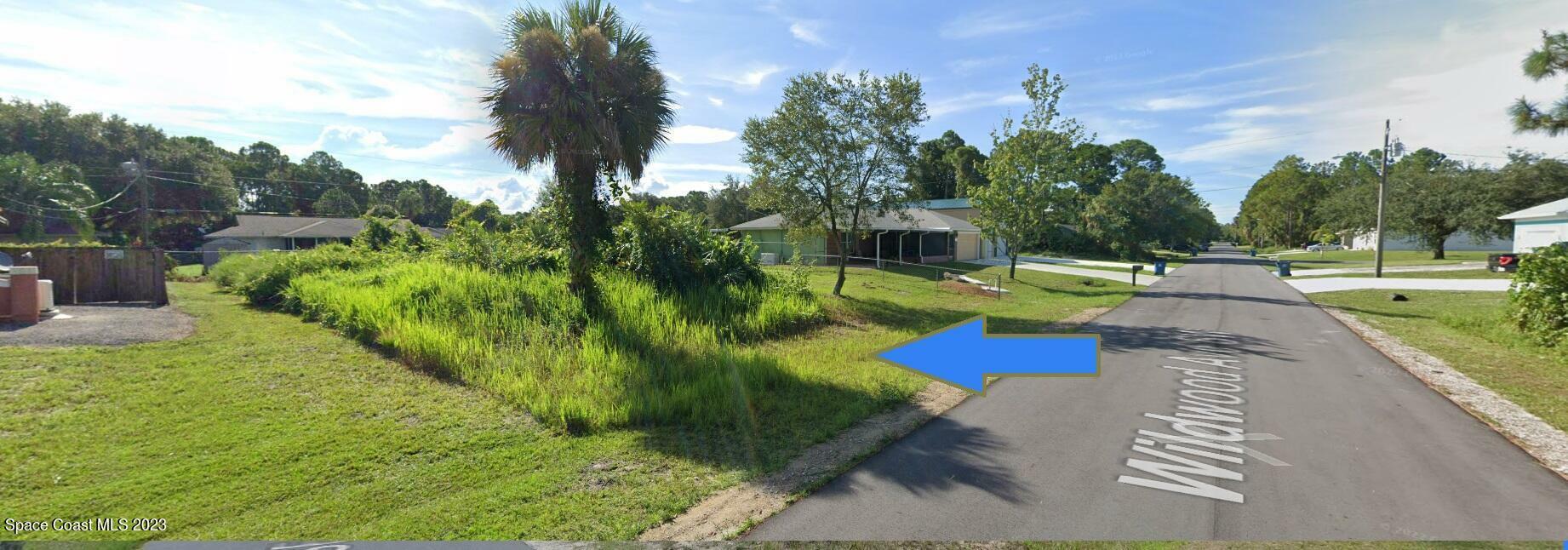 Property Photo:  449 Wildwood Avenue SW  FL 32908 