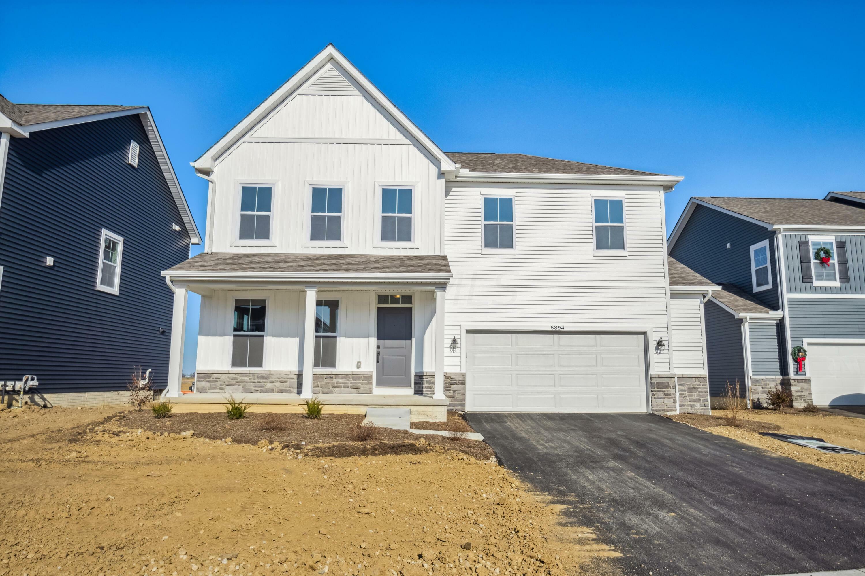 Property Photo: 6894 Gelderland Drive OH 43026