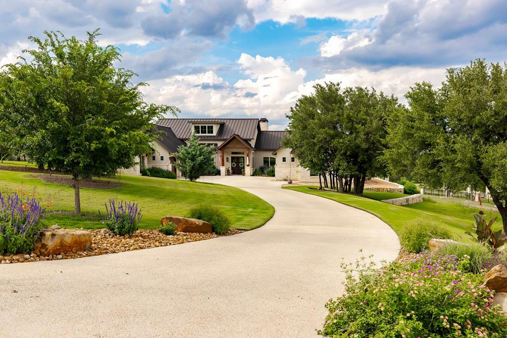 Property Photo: 3440 Comanche Trace Dr TX 78028