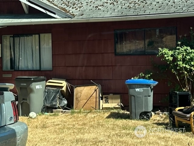 Property Photo: 1122 N Lafayette Avenue WA 98312