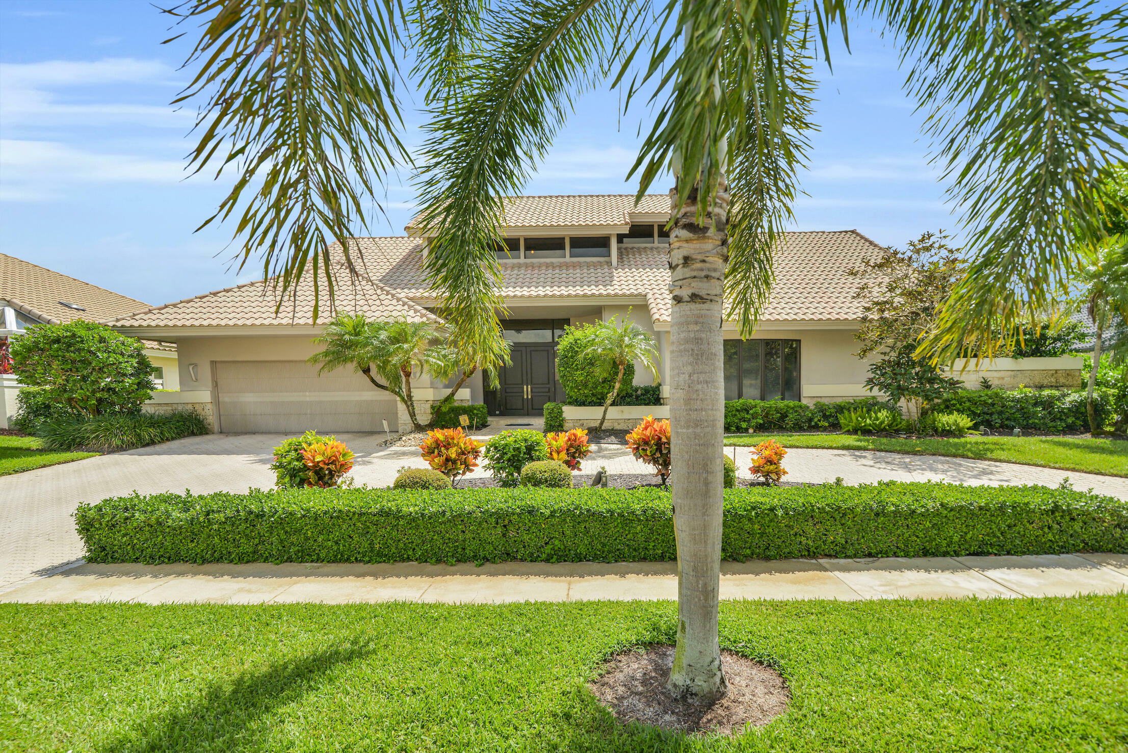 Property Photo:  4698 Bocaire Boulevard  FL 33487 