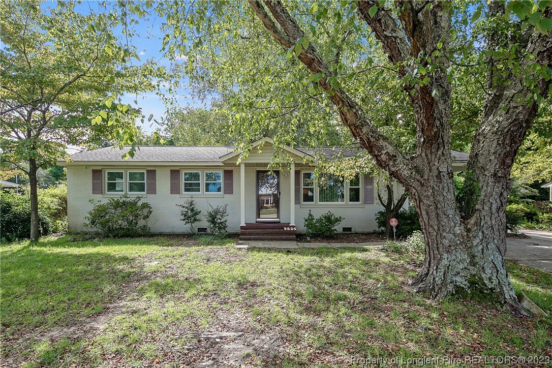 Property Photo:  3525 Village Drive  NC 28304 