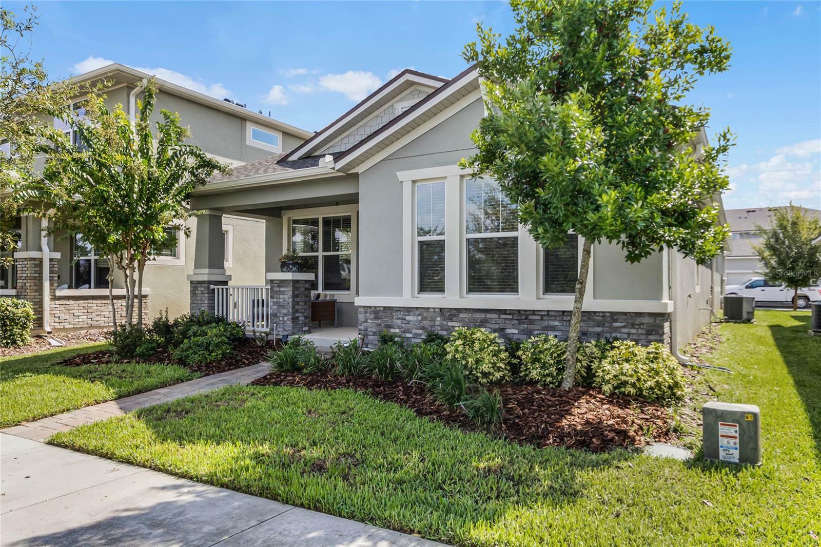 Property Photo: 8149 Graycliff Avenue FL 34787