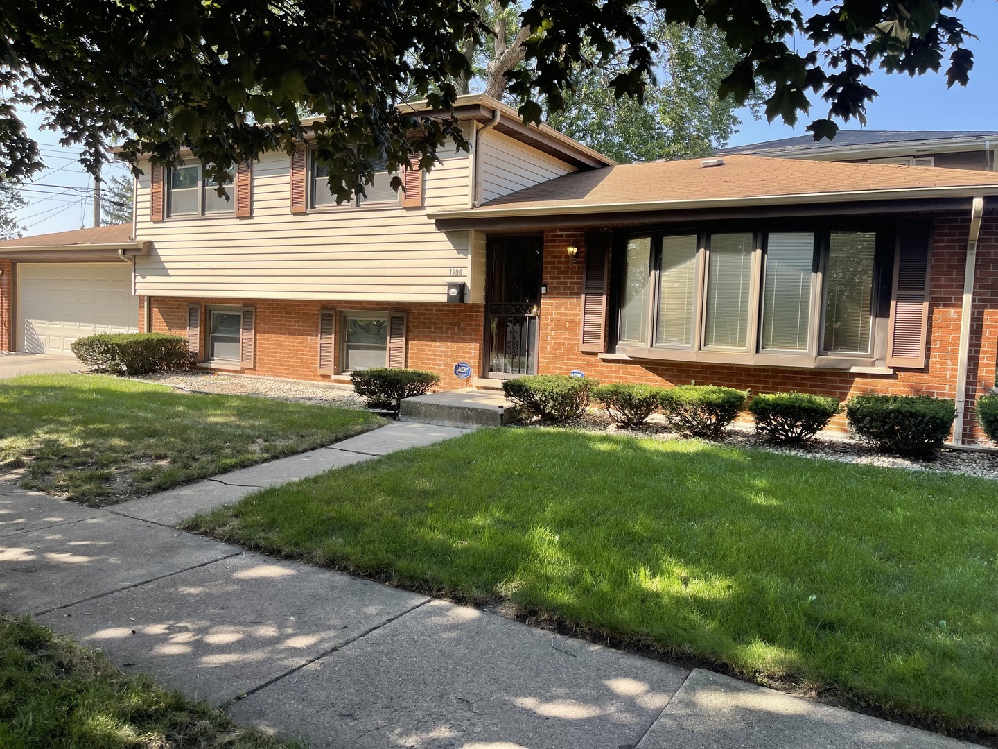 Property Photo:  1294 Price Avenue  IL 60409 