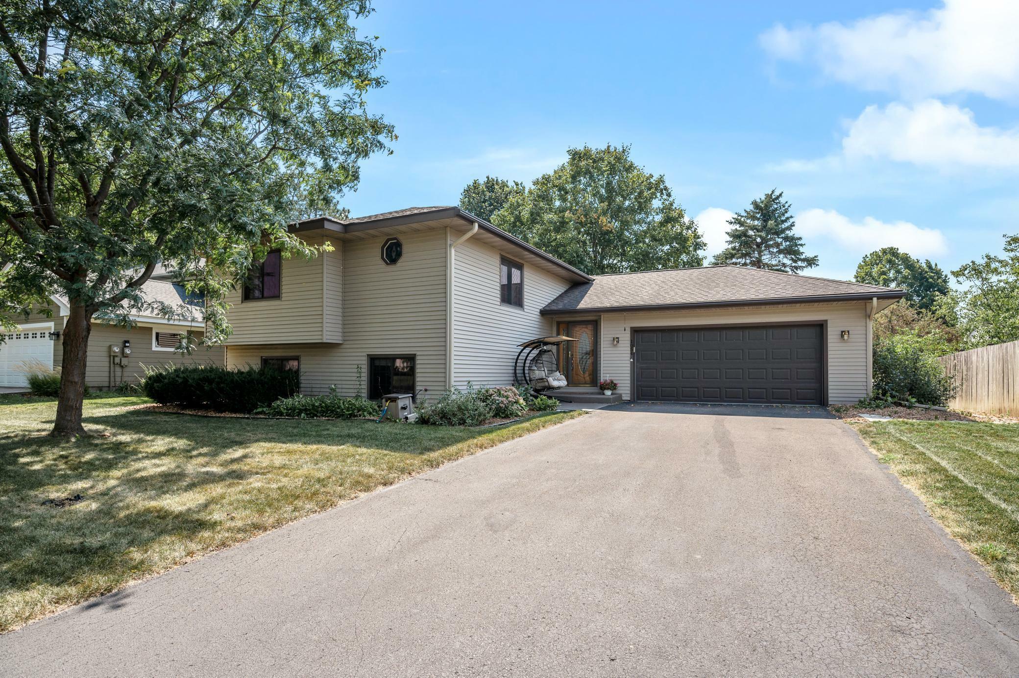 Property Photo: 1054 Briar Creek Road MN 55123