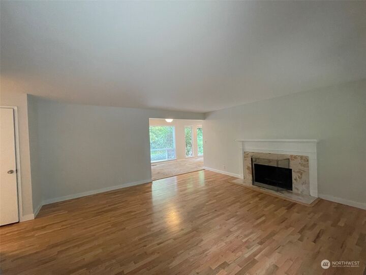 Property Photo:  4348 89th Avenue SE  WA 98040 