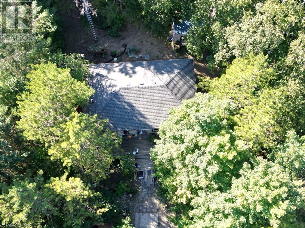 19 Birch Street  Huron-Kinloss ON N2Z0B3 photo
