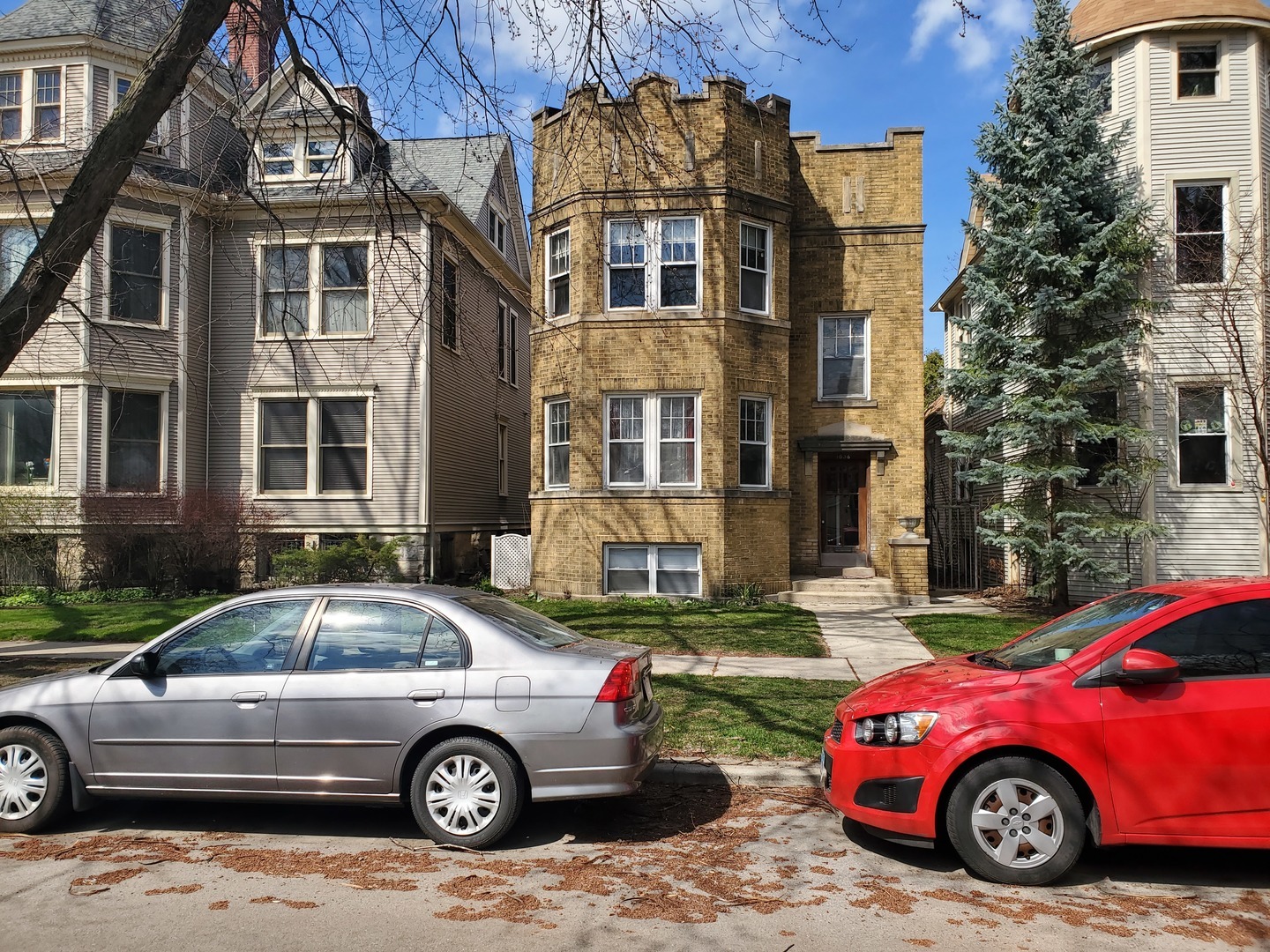 Property Photo:  1836 W Byron Street Bsmt  IL 60613 