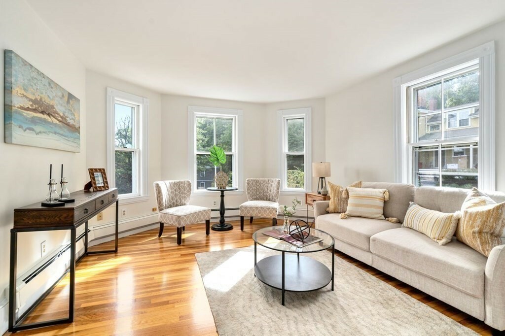 Property Photo:  21 Sunnyside Place  MA 02478 