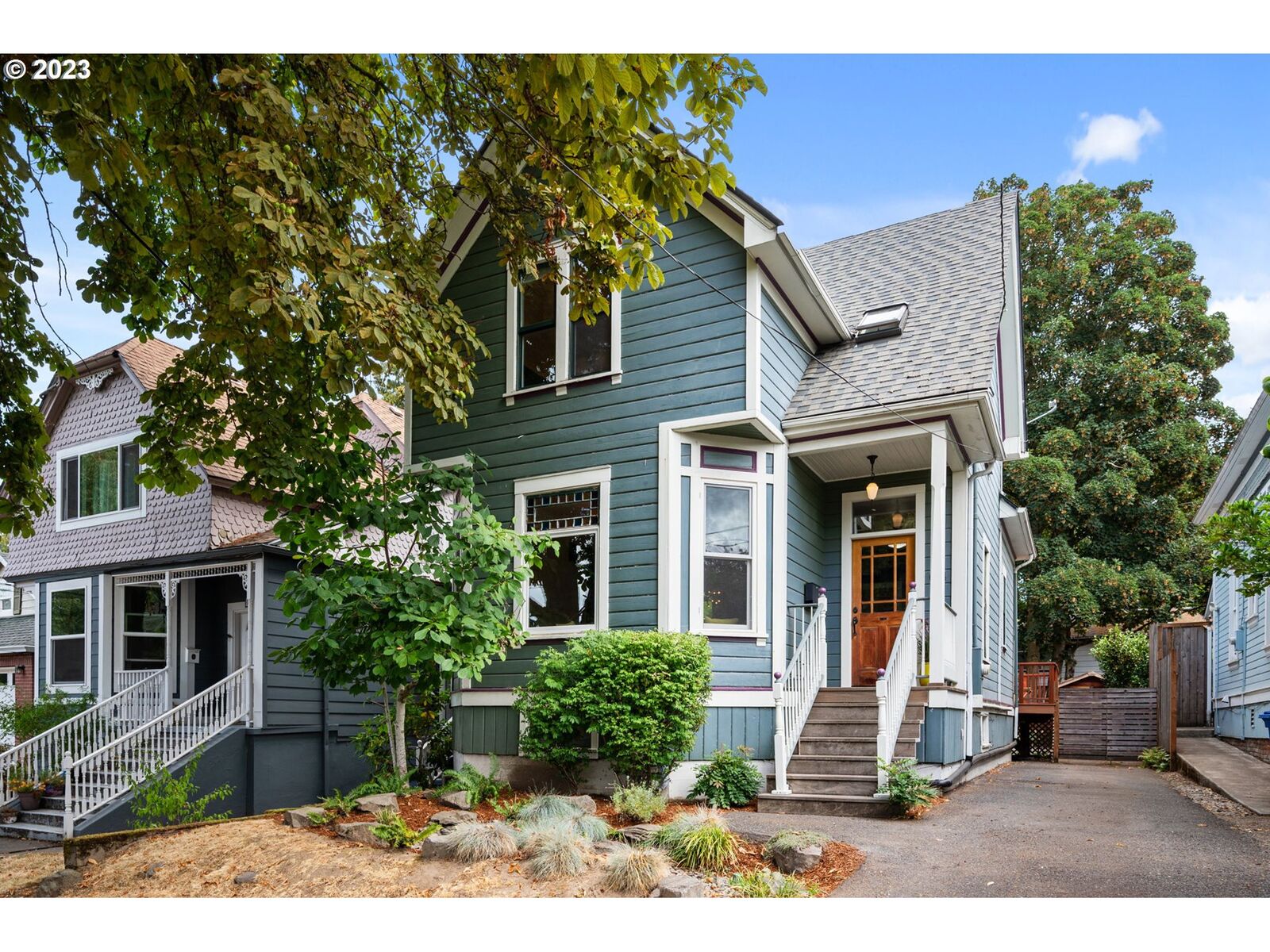 Property Photo: 624 SE 33rd Ave OR 97214