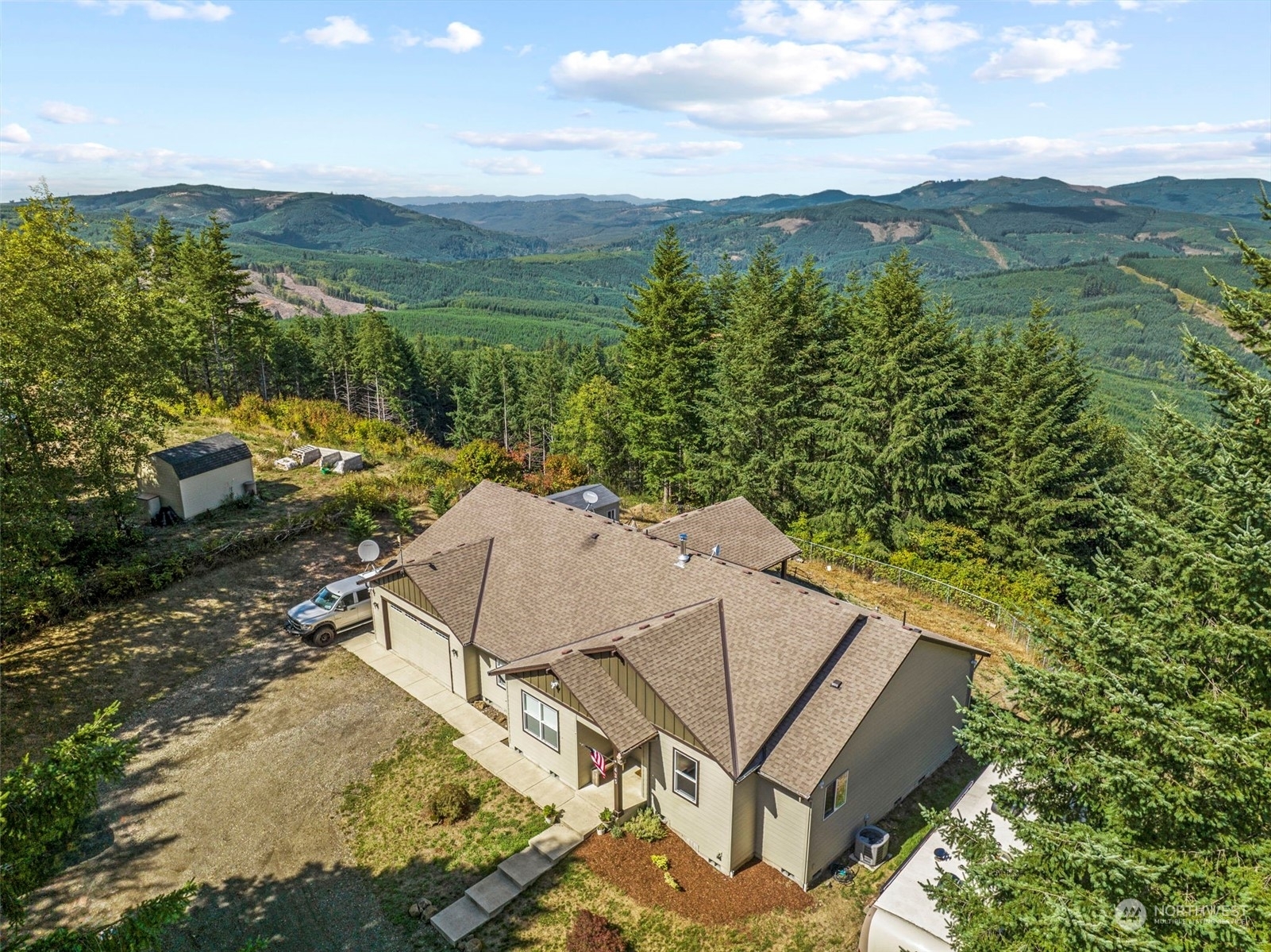 Property Photo:  435 Woodland Heights Road  WA 98674 