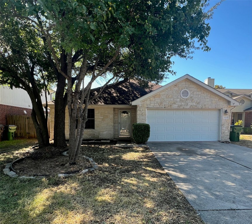 Property Photo: 9509 Dalewood Drive TX 78729
