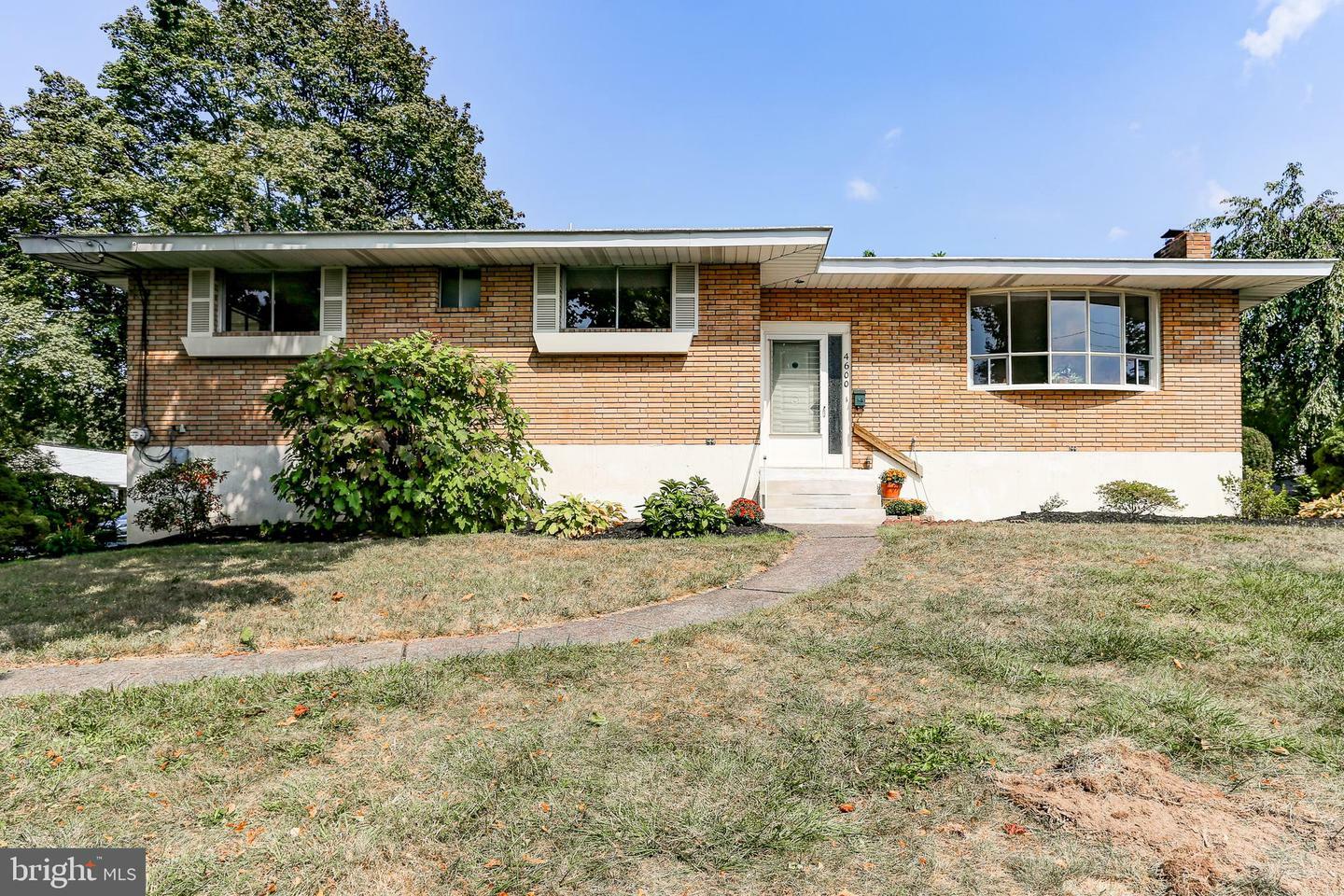 Property Photo:  4600 Franklin Street  PA 17111 