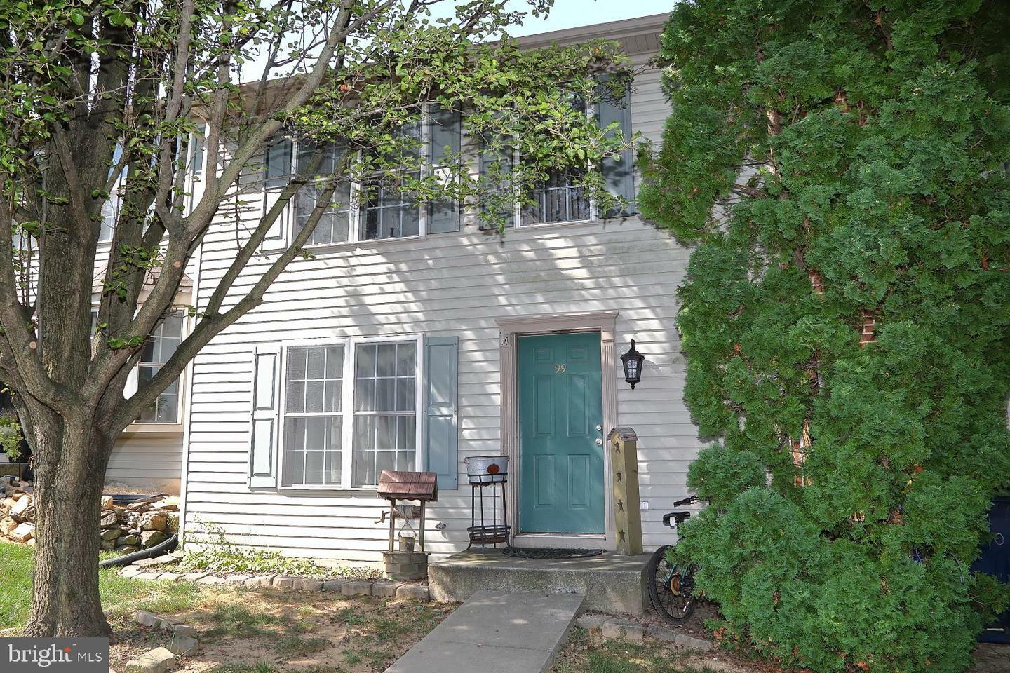 Property Photo:  99 Battens Circle  PA 17540 