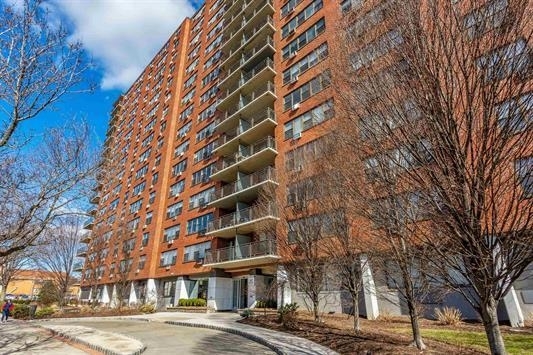 Property Photo: 500 Central Ave 916 NJ 07087