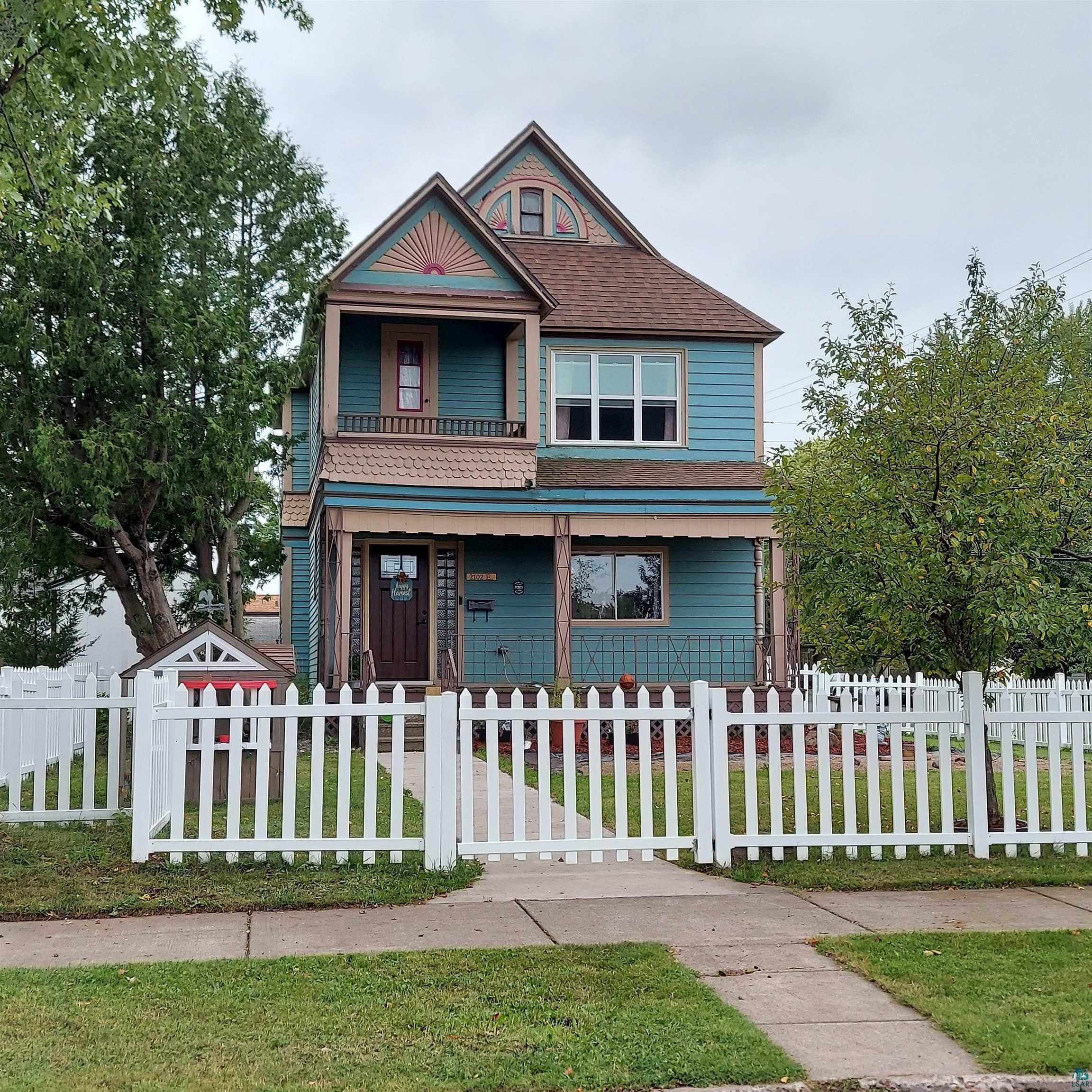 Property Photo:  2102 E 6th St  WI 54880 