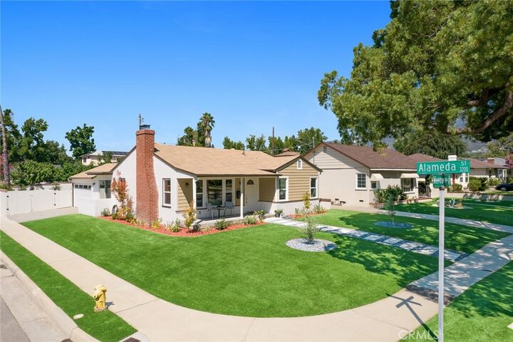 Property Photo:  415 Mercury Lane  CA 91107 