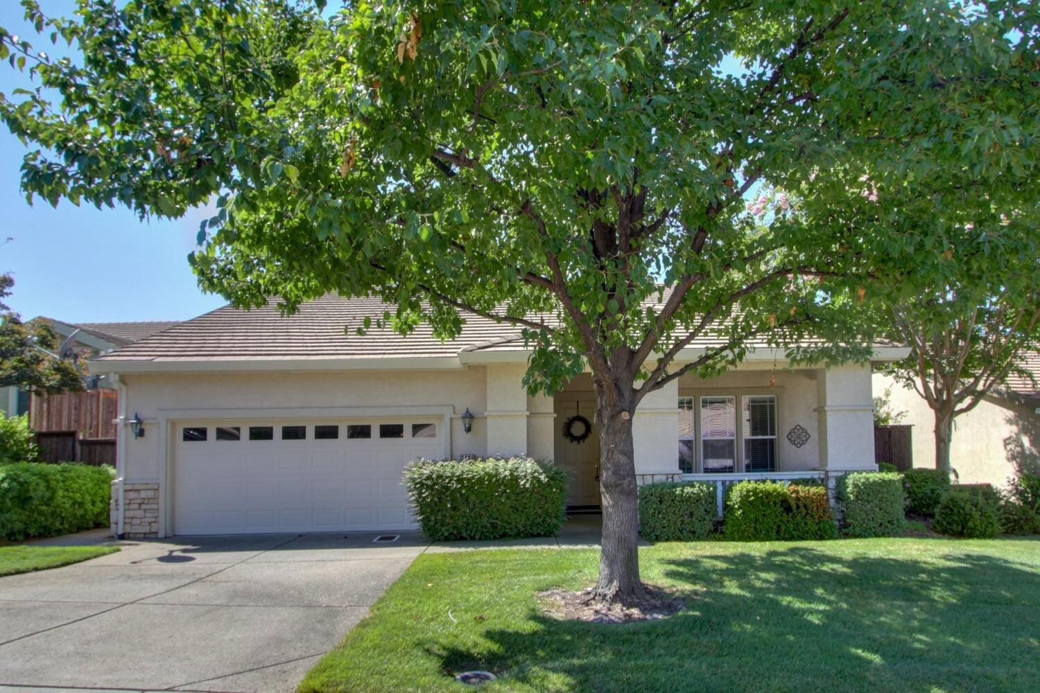 Property Photo: 3406 Buckboard Court CA 95765