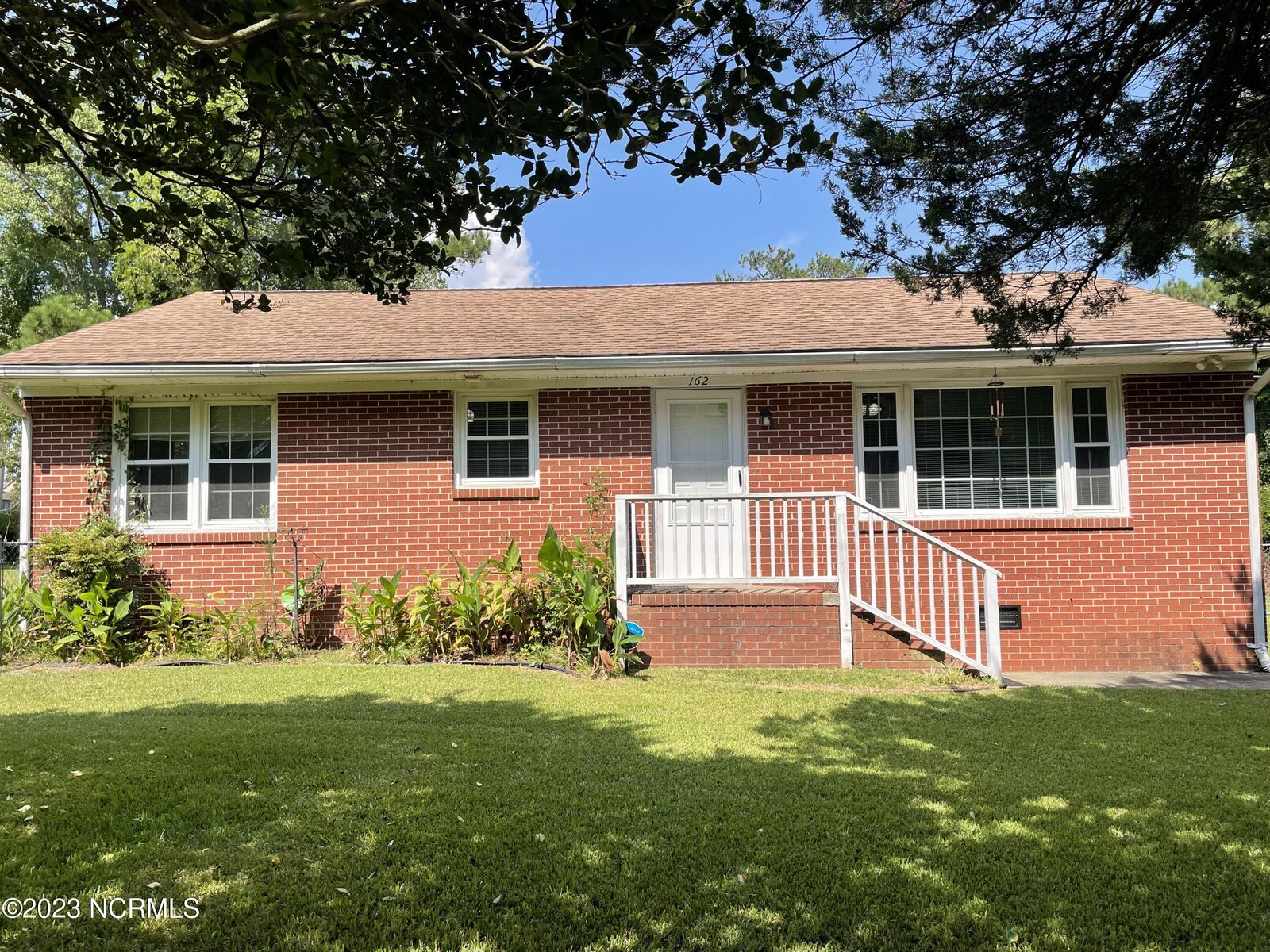 Property Photo:  162 E Carole Drive  NC 28546 