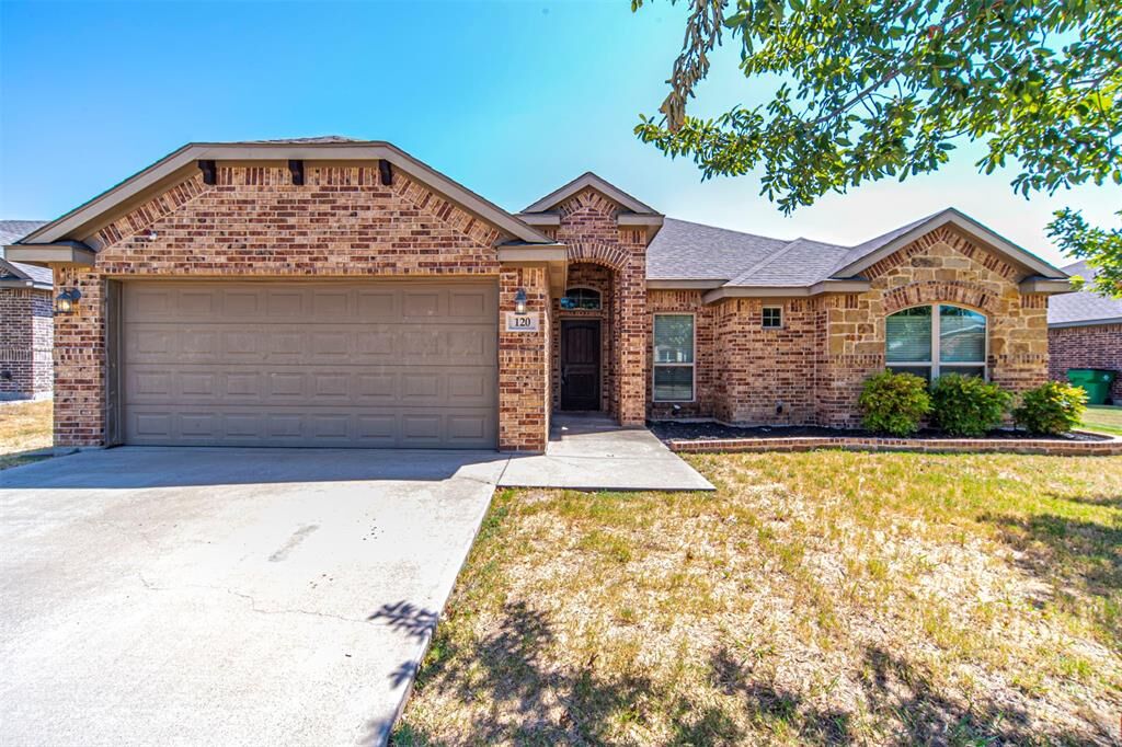Property Photo: 120 Sierra Drive TX 75167