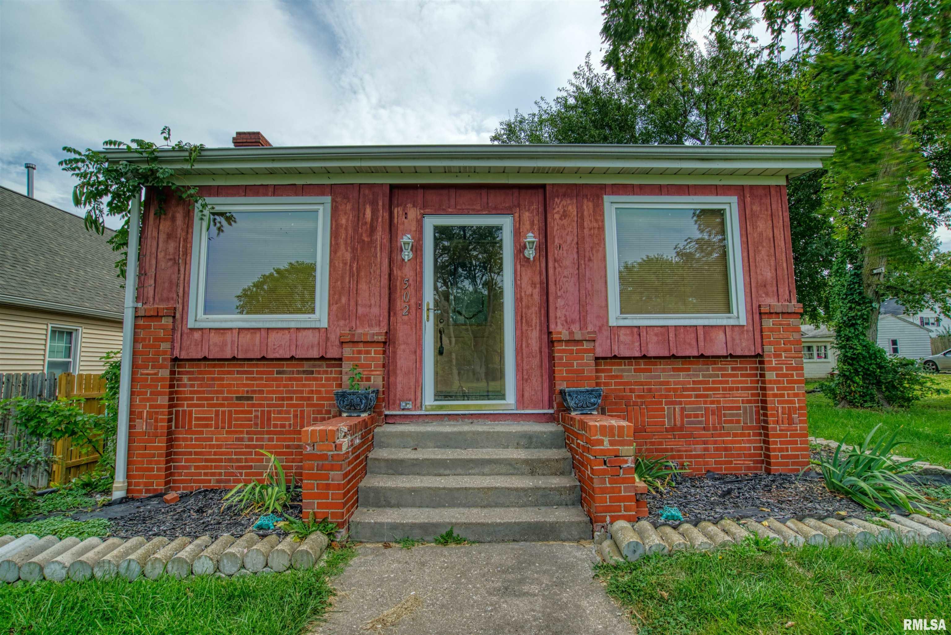 Property Photo: 502 S Stewart Street IL 61610