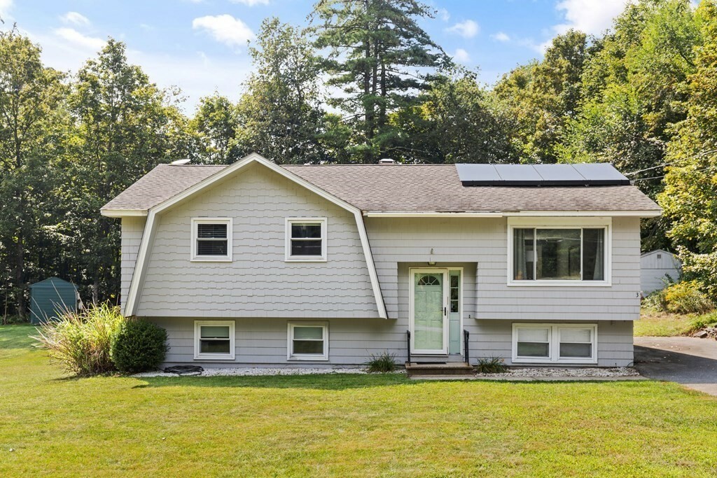 Property Photo:  3 Proctor Rd  MA 01469 