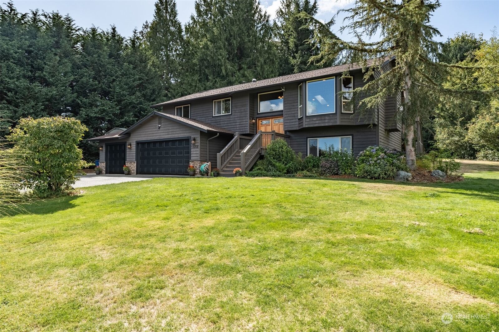 Home for sale in Marysville 13208 Meridian Avenue N, Marysville, WA 98271