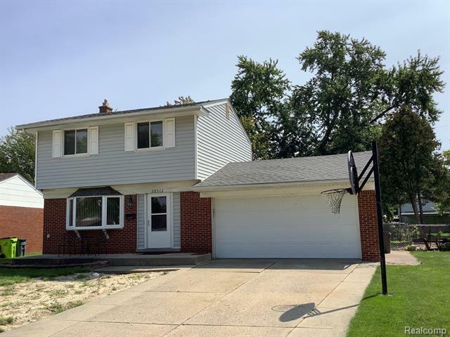 38512 Monterey Drive  Sterling Heights MI 48312 photo