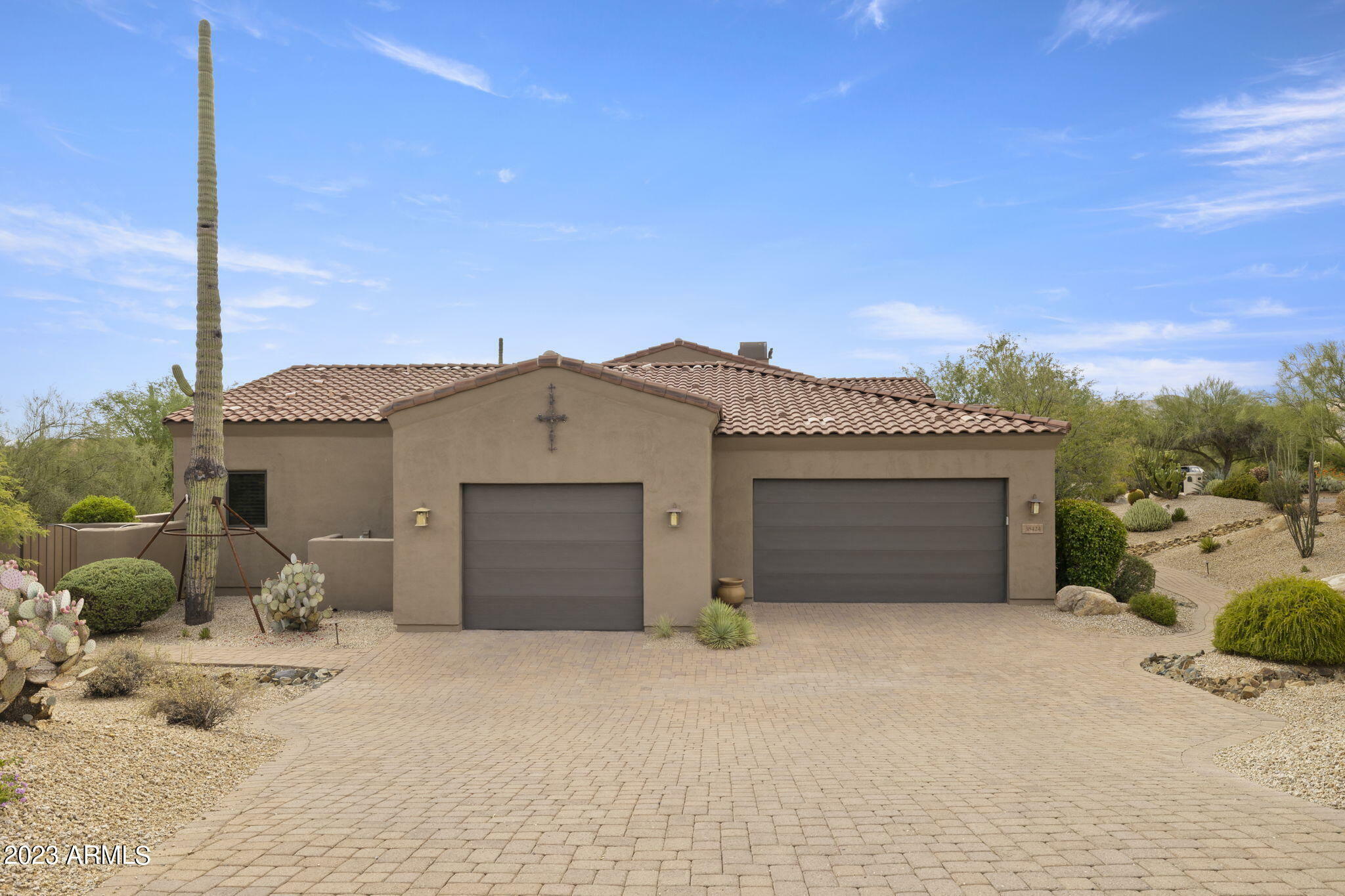 Property Photo:  38424 N 69th Street  AZ 85331 