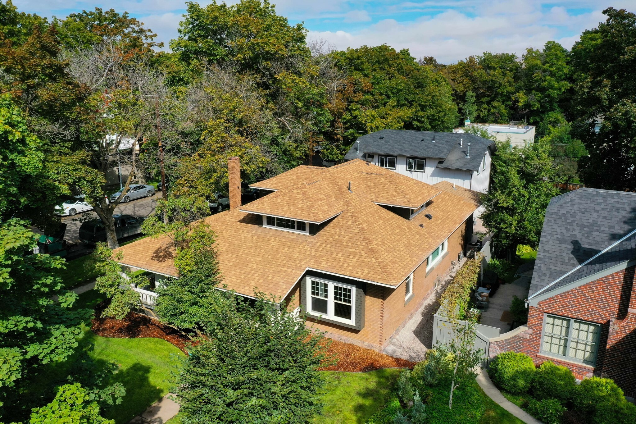 Property Photo: 400 & 402 University Avenue MT 59801