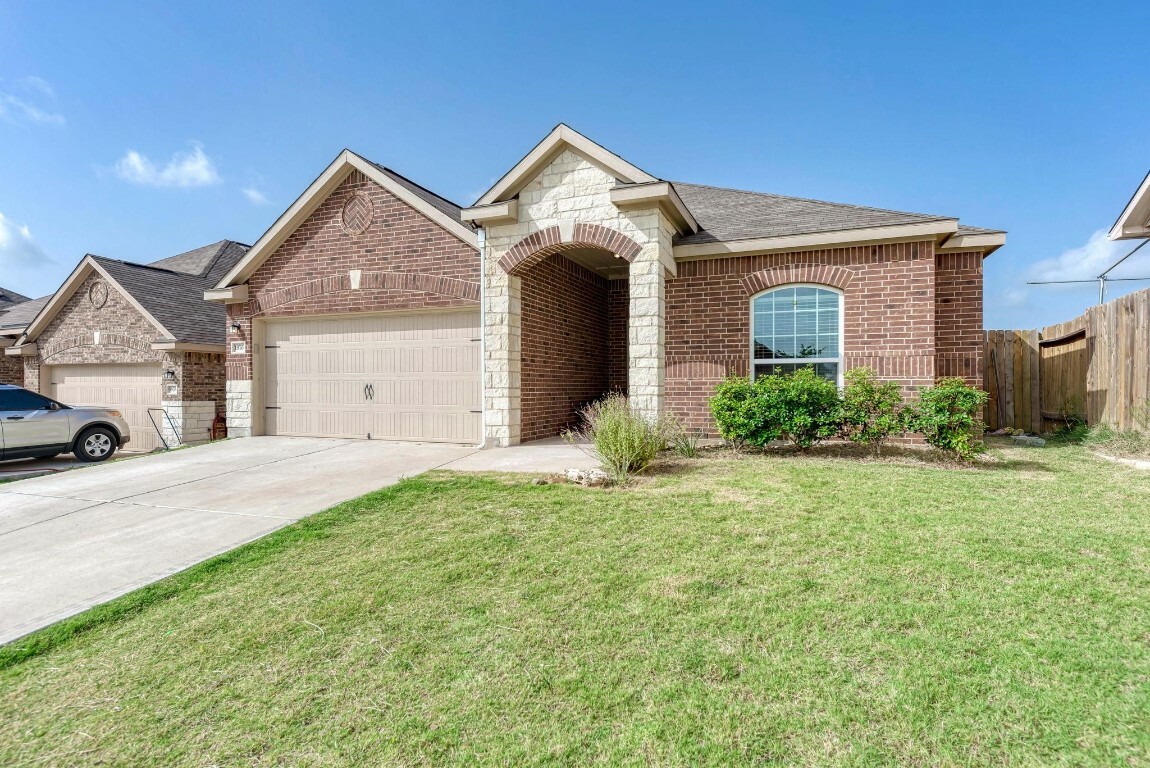 Property Photo: 19701 Woodrow Wilson Street TX 78653