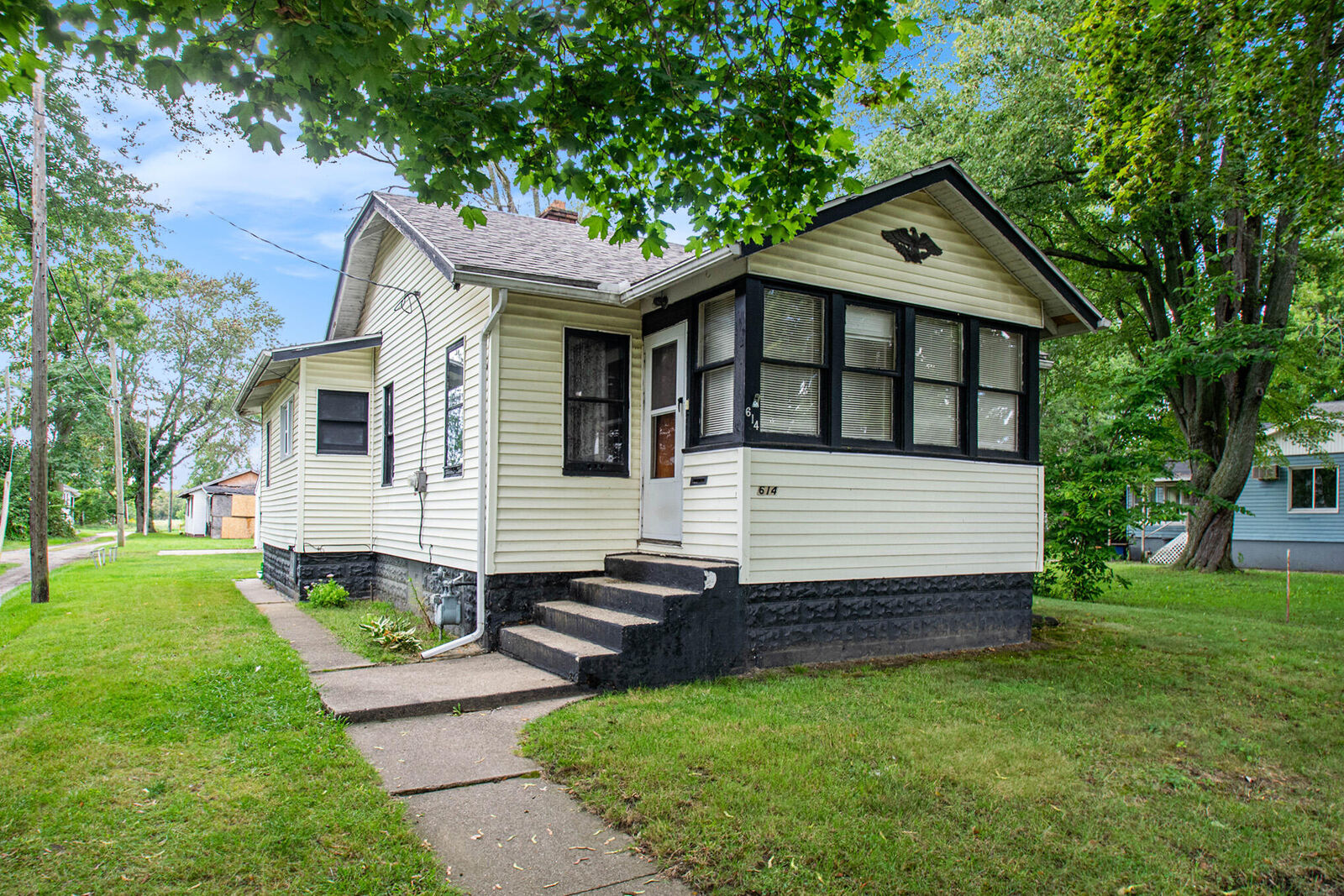 Property Photo: 614 N 12th Street MI 49120