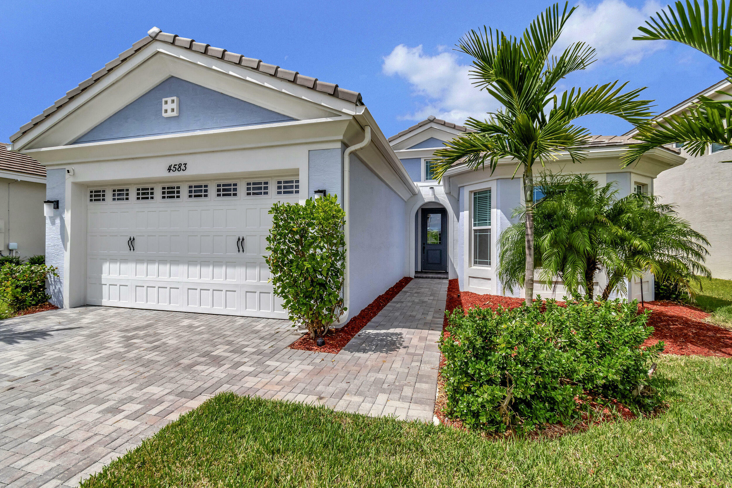 Property Photo:  4583 Canopy Grove Drive  FL 33470 