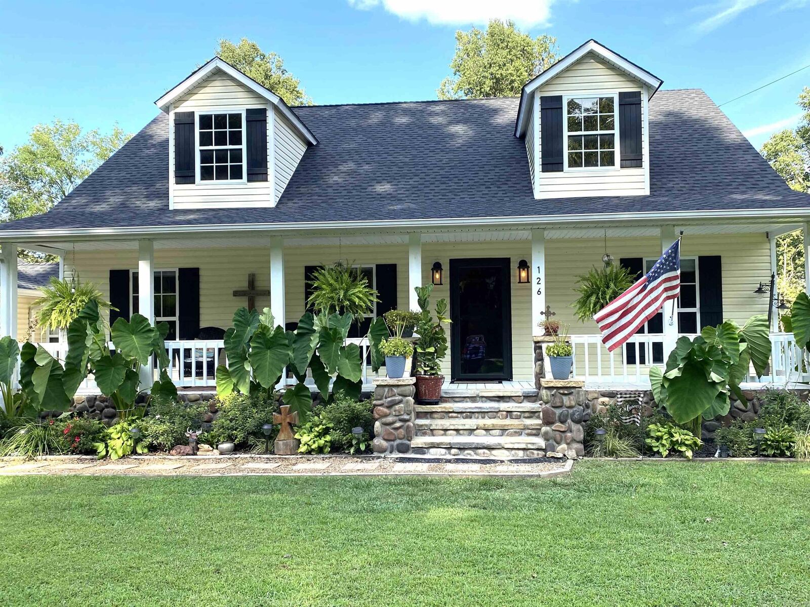 Property Photo:  126 Sunset Shore Road  AR 72560 