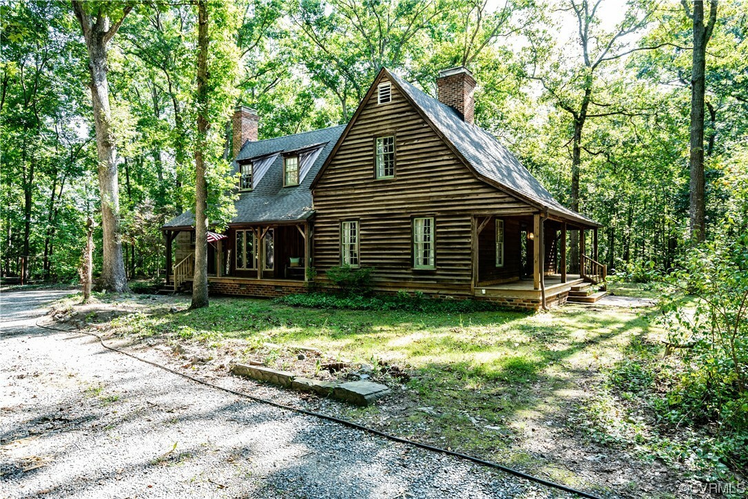 Property Photo: 1131 Coalfield Road VA 23114