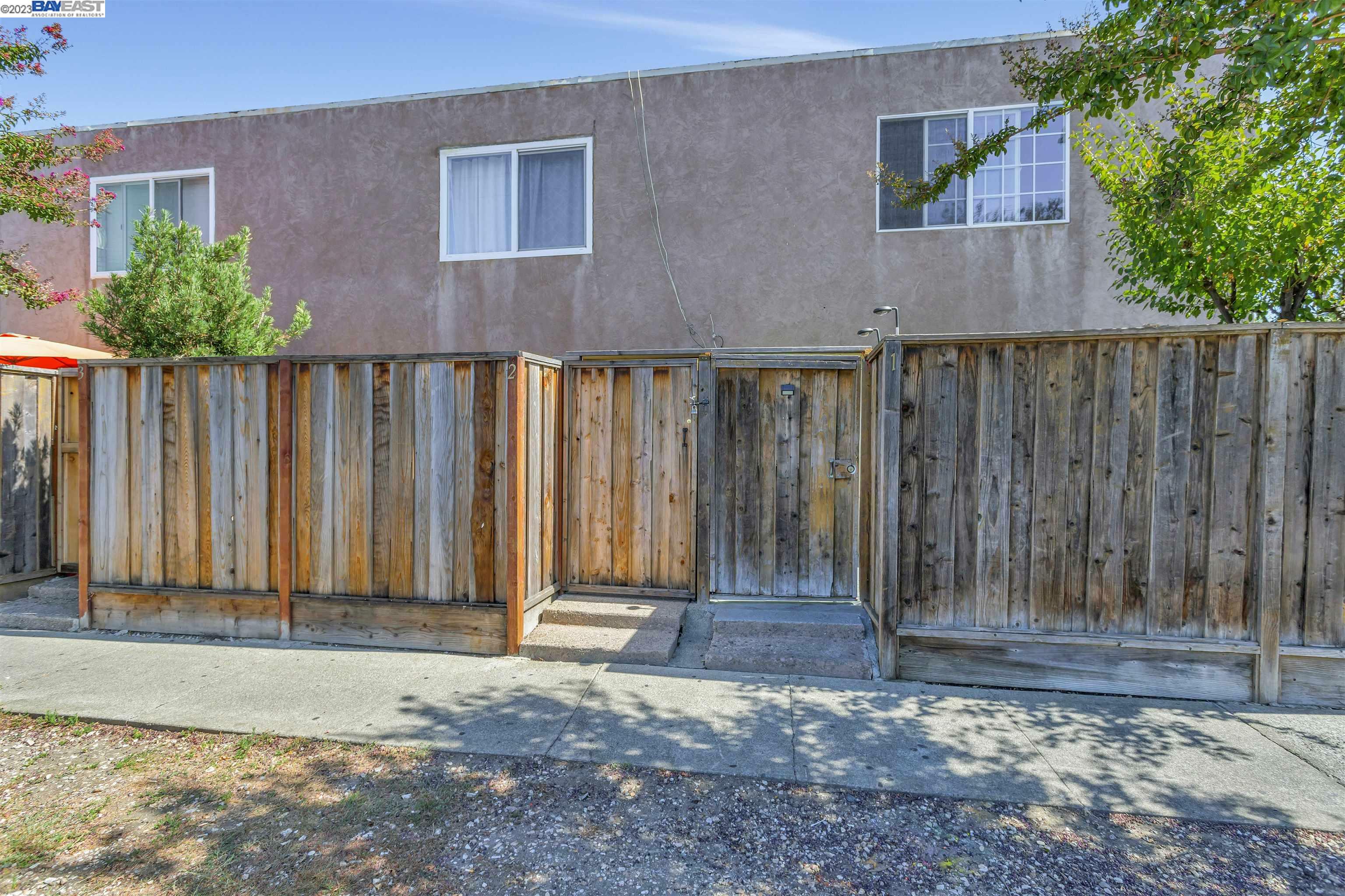 Property Photo: 1560 Pine Street 14 CA 94520