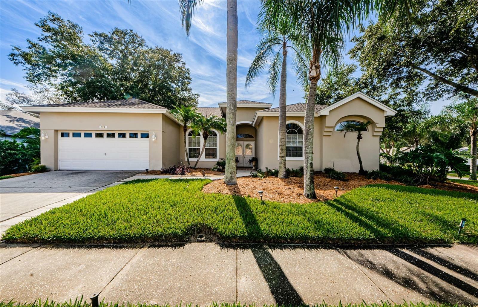 Property Photo:  723 Waterview Lane  FL 34689 