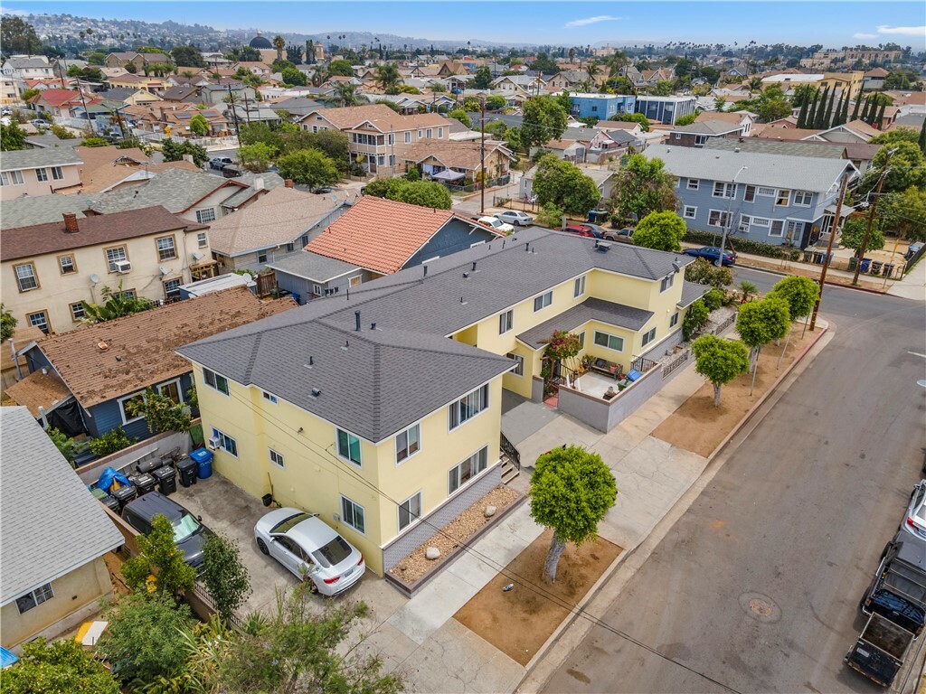 Property Photo: 719 Camulos Street CA 90023