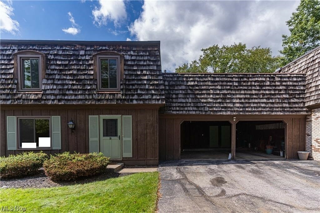 Property Photo: 200 Granger Road 33 OH 44256