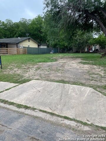 Property Photo:  518 Sterling St  TX 78220 